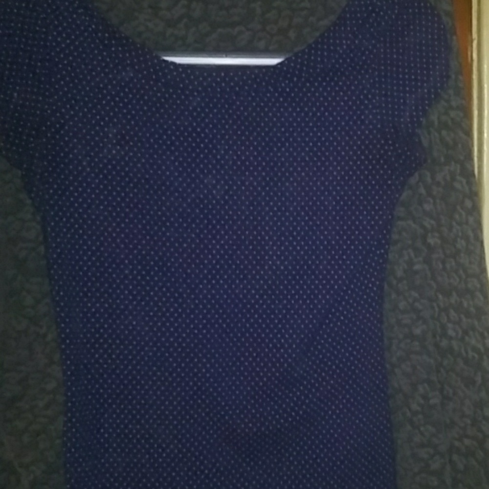 Navy polkadot cotton/spandax shirt